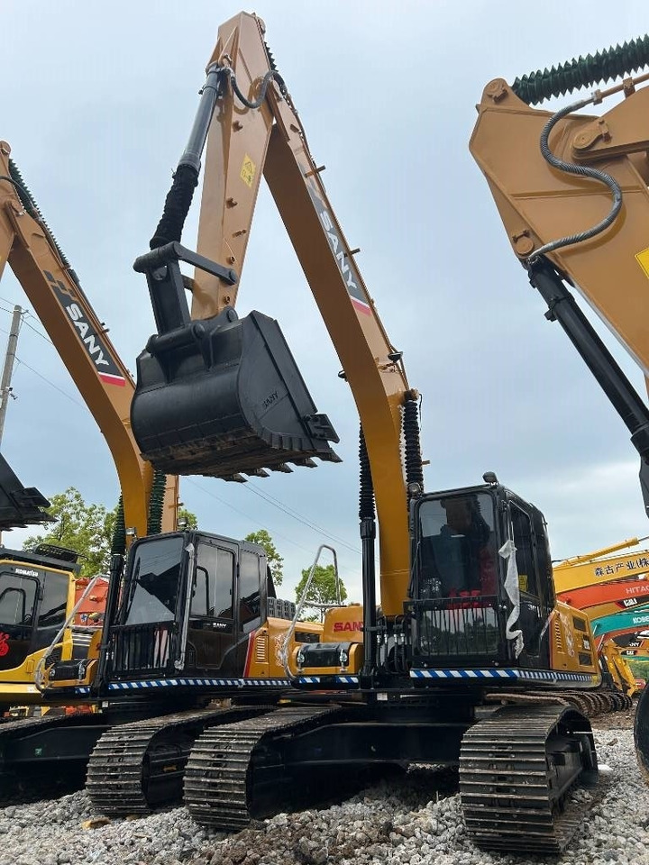 Sany SY 215 C - حفار زاحف: صورة 5 Sany SY 215 C - حفار زاحف: صورة 5