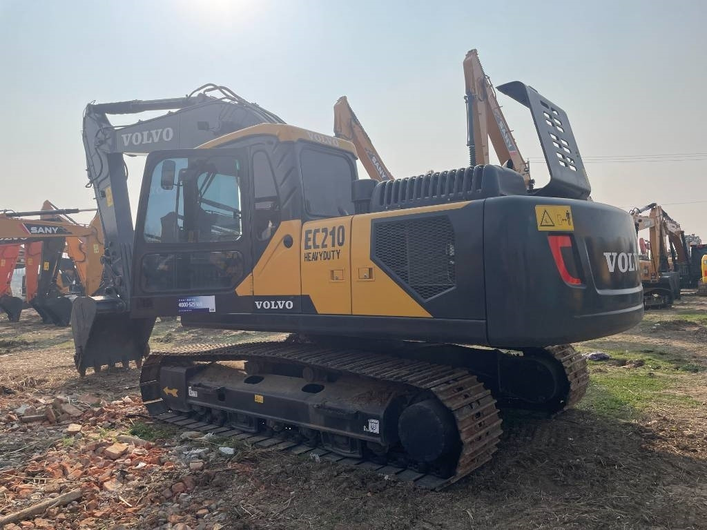 Volvo EC 210 - حفار زاحف: صورة 2 Volvo EC 210 - حفار زاحف: صورة 2