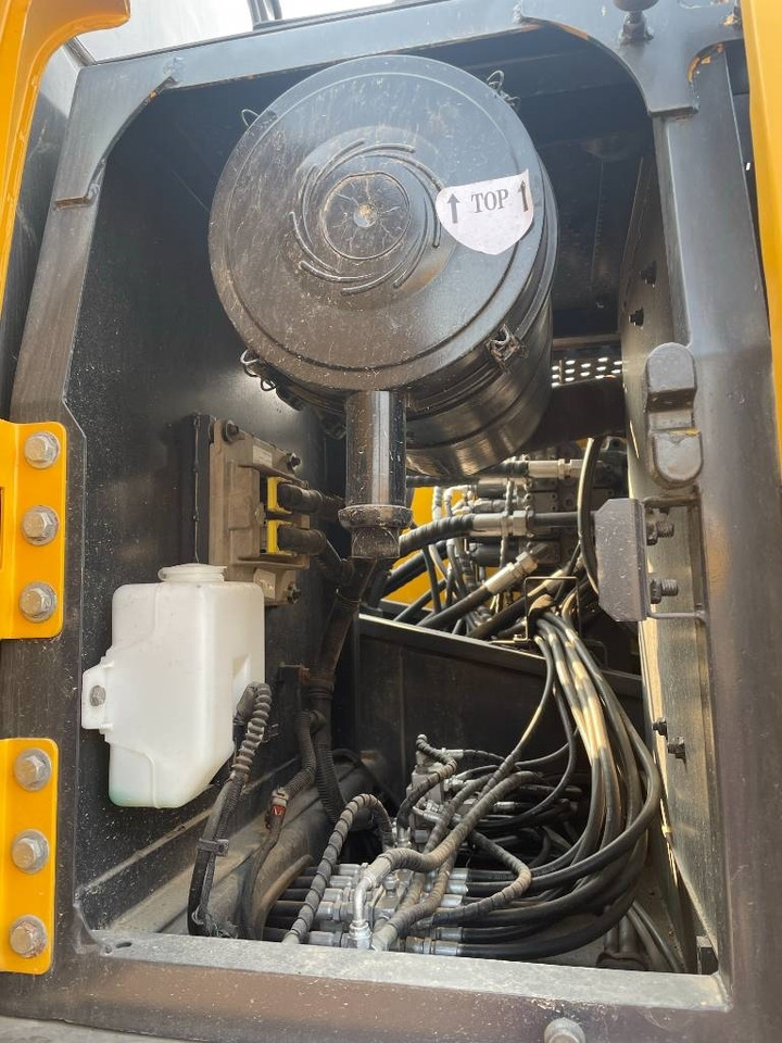 Volvo EC 210 - حفار زاحف: صورة 3 Volvo EC 210 - حفار زاحف: صورة 3