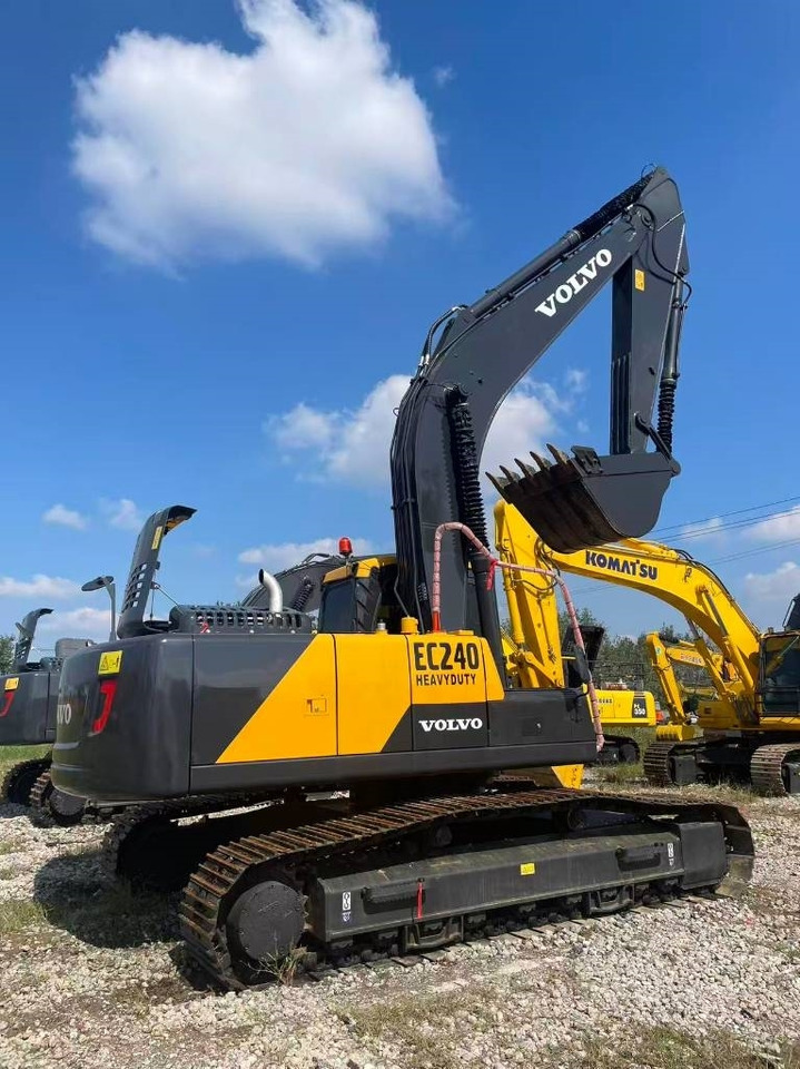 Volvo EC 240 - حفار زاحف: صورة 5 Volvo EC 240 - حفار زاحف: صورة 5