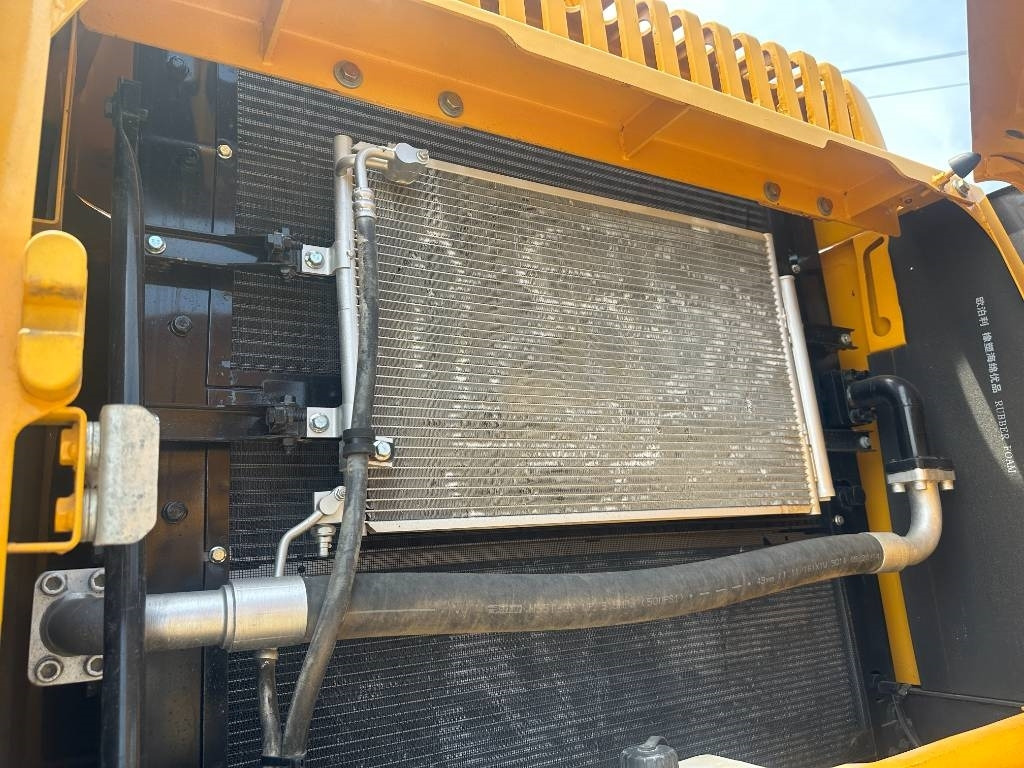 Volvo EC 250 D L  - حفار زاحف: صورة 3 Volvo EC 250 D L  - حفار زاحف: صورة 3