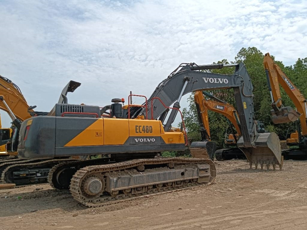Volvo EC 480 - حفار زاحف: صورة 1 Volvo EC 480 - حفار زاحف: صورة 1