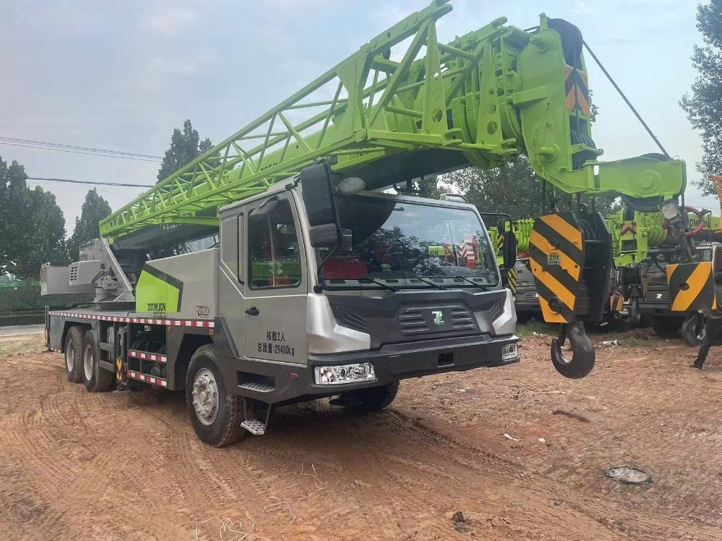 Zoomlion ZTC 500 V - رافعة لجميع التضاريس: صورة 5 Zoomlion ZTC 500 V - رافعة لجميع التضاريس: صورة 5