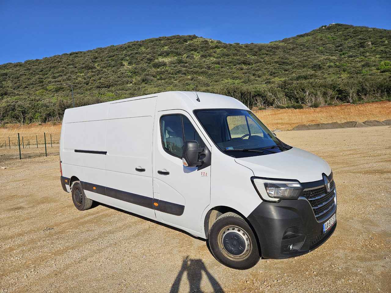 Renault Master III pack confort L3H2 P3 135LE - شاحنة بصندوق مغلق: صورة 3 Renault Master III pack confort L3H2 P3 135LE - شاحنة بصندوق مغلق: صورة 3