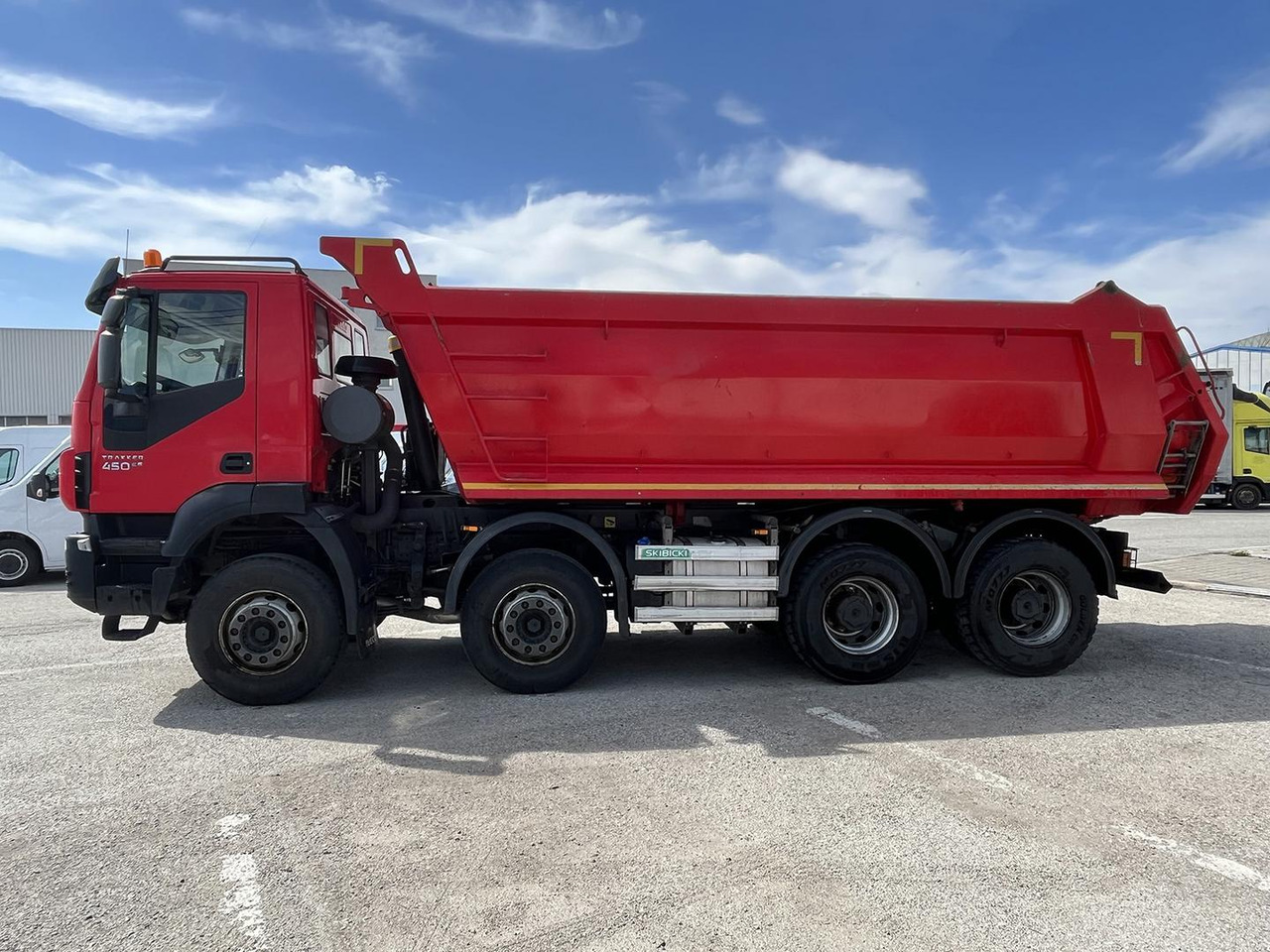 Iveco TRAKKER 8x4, 450, Sklápač - شاحنة قلاب: صورة 5 Iveco TRAKKER 8x4, 450, Sklápač - شاحنة قلاب: صورة 5