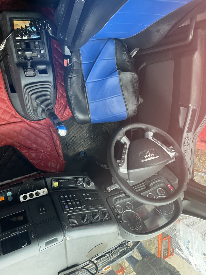 MAN TGA18.440 Euro 4 - رأس تريلا: صورة 4 MAN TGA18.440 Euro 4 - رأس تريلا: صورة 4
