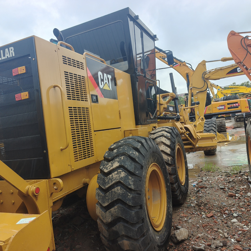 CATERPILLAR 140H Motor Grader - ماكينة تسوية: صورة 2 CATERPILLAR 140H Motor Grader - ماكينة تسوية: صورة 2