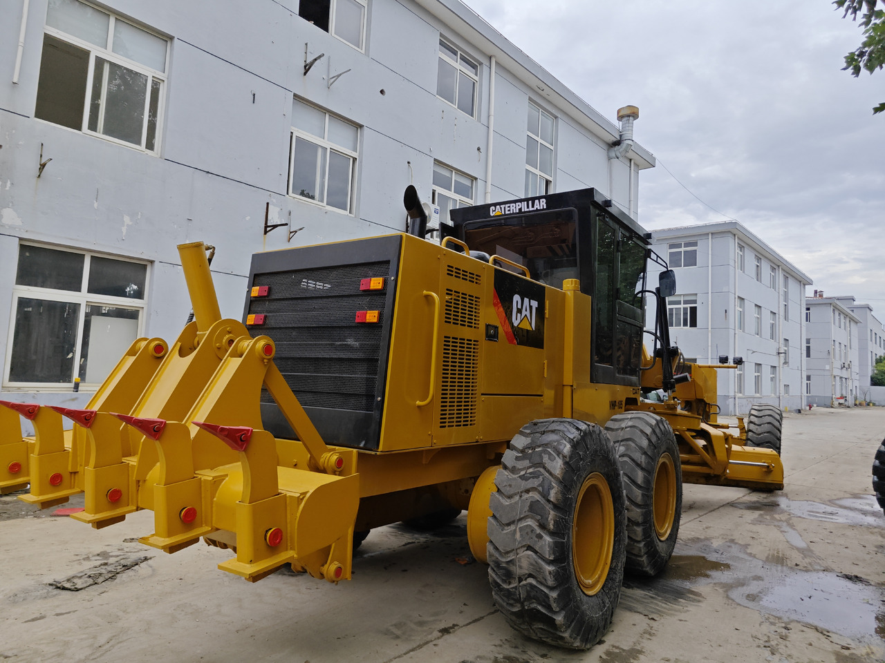 CATERPILLAR 160h - ماكينة تسوية: صورة 2 CATERPILLAR 160h - ماكينة تسوية: صورة 2