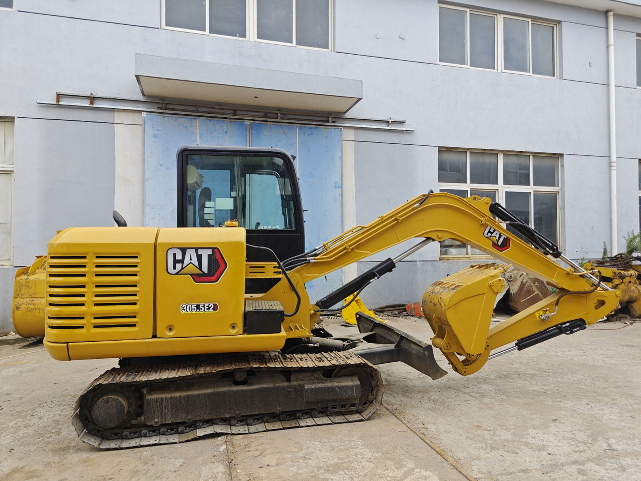 CATERPILLAR 305.5E - حفار صغير: صورة 4 CATERPILLAR 305.5E - حفار صغير: صورة 4