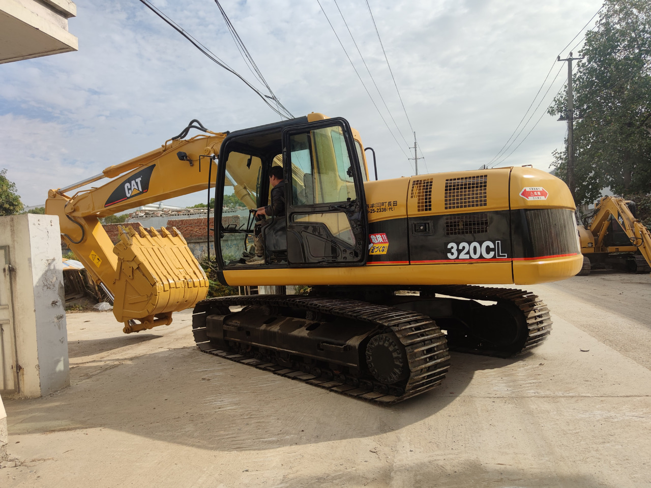 CATERPILLAR 320C - حفار زاحف: صورة 2 CATERPILLAR 320C - حفار زاحف: صورة 2