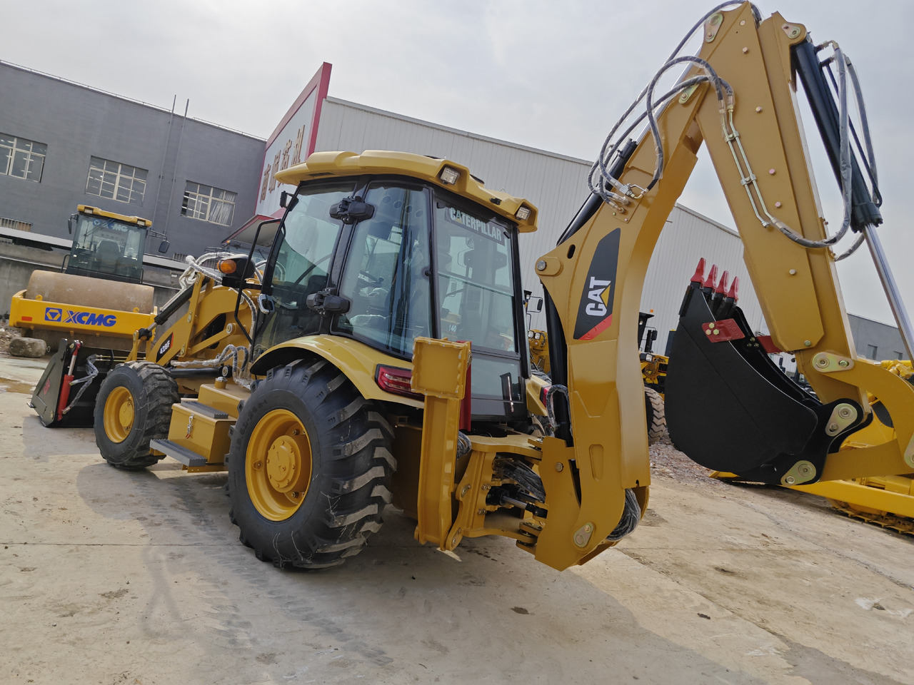 CATERPILLAR 428F backhoe loader - لودر ذو محراث خلفي/ باكهو: صورة 2 CATERPILLAR 428F backhoe loader - لودر ذو محراث خلفي/ باكهو: صورة 2