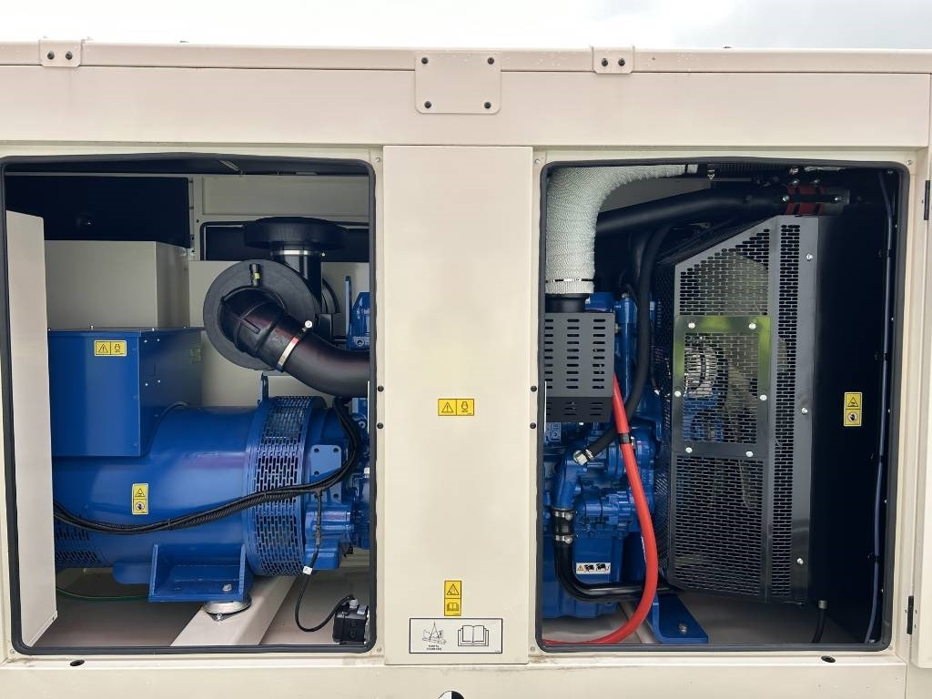 FG Wilson P450-3 - 450 kVA Genset - DPX-16018  - مجموعة المولد: صورة 5 FG Wilson P450-3 - 450 kVA Genset - DPX-16018  - مجموعة المولد: صورة 5