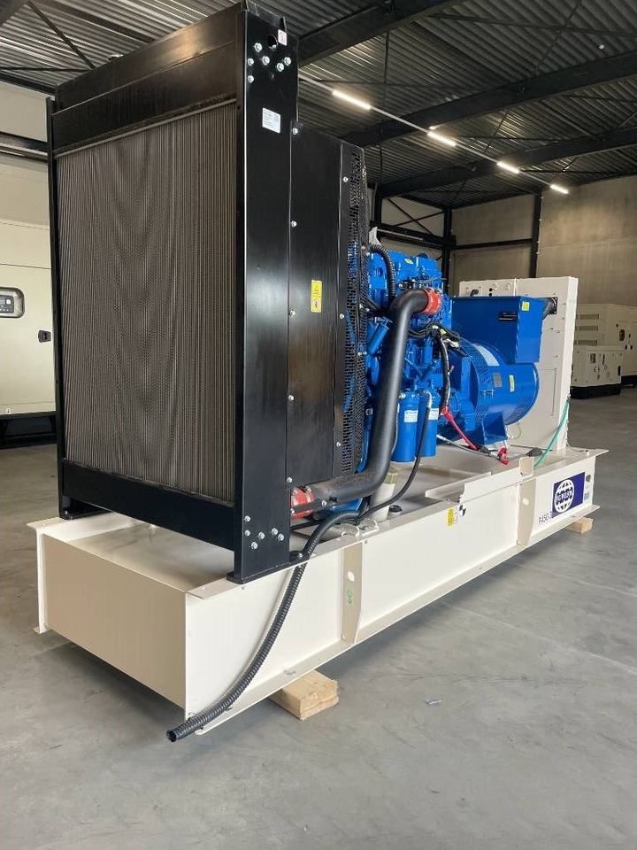 FG Wilson P450-3 - 450 kVA Open Genset - DPX-16018-O  - مجموعة المولد: صورة 2 FG Wilson P450-3 - 450 kVA Open Genset - DPX-16018-O  - مجموعة المولد: صورة 2