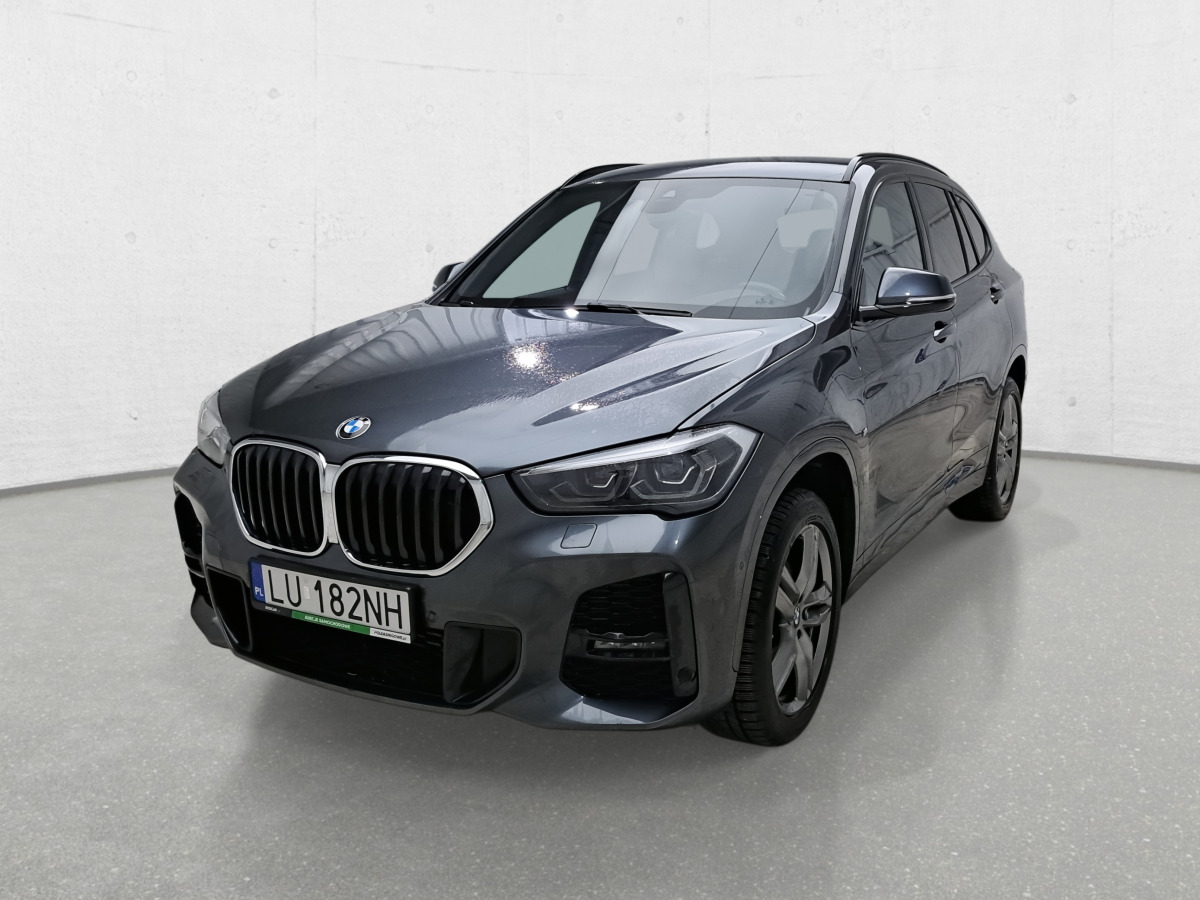 BMW X1 SDRIVE18I SUV - سيارة دفع رباعي: صورة 4 BMW X1 SDRIVE18I SUV - سيارة دفع رباعي: صورة 4