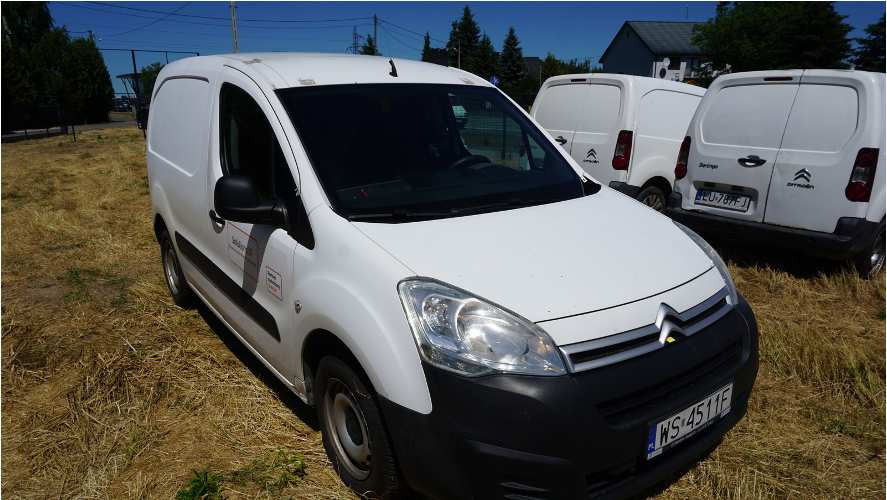 CITROEN BERLINGO FURGON BLASZAK - فان: صورة 1 CITROEN BERLINGO FURGON BLASZAK - فان: صورة 1