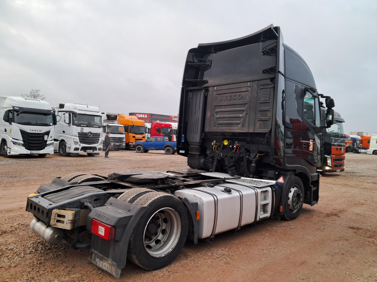 IVECO AS440T/ FP LT CIĄGNIK SIODŁOWY - مقطورة السحب: صورة 4 IVECO AS440T/ FP LT CIĄGNIK SIODŁOWY - مقطورة السحب: صورة 4