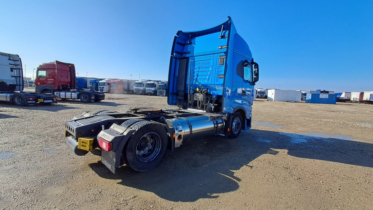 IVECO CIĄGNIK SIODŁOWY - مقطورة السحب: صورة 5 IVECO CIĄGNIK SIODŁOWY - مقطورة السحب: صورة 5