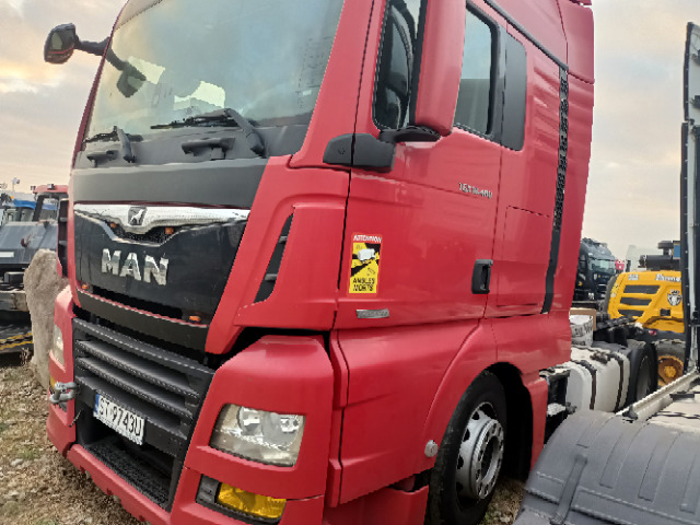 MAN TGX CIĄGNIK SIODŁOWY - مقطورة السحب: صورة 2 MAN TGX CIĄGNIK SIODŁOWY - مقطورة السحب: صورة 2