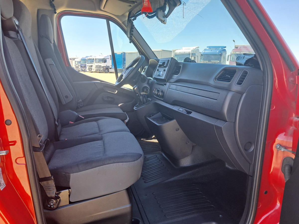 شاحنة مغلقة بستائر جانبية RENAULT Master PLANDEKA: صورة 12