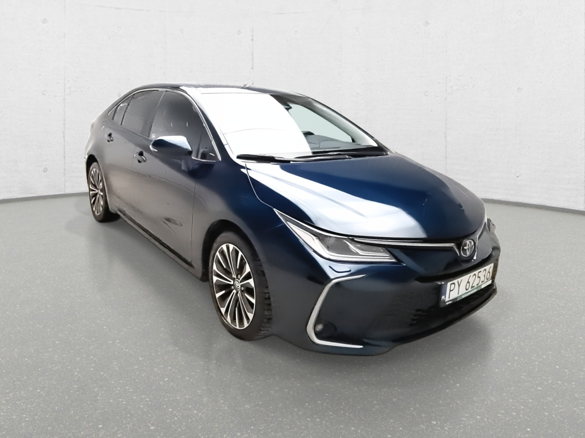 سيارة TOYOTA COROLLA SEDAN: صورة 1
