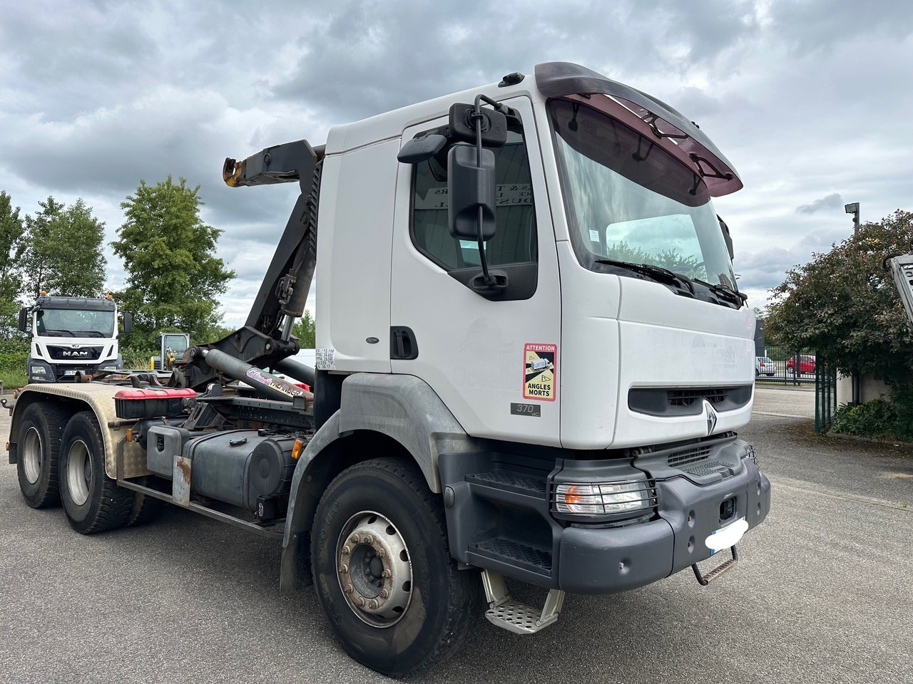 RENAULT KERAX 370 DCI - شاحنة برافعة خطافية: صورة 4 RENAULT KERAX 370 DCI - شاحنة برافعة خطافية: صورة 4