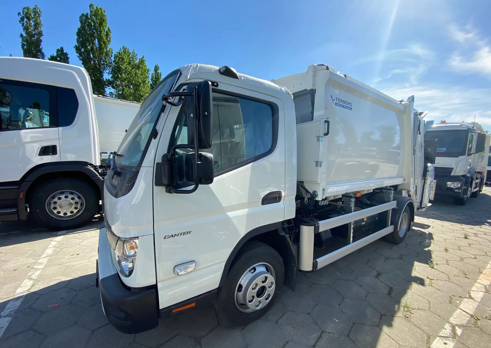 FUSO Canter 9C18 Śmieciarka - شاحنة قمامة: صورة 5 FUSO Canter 9C18 Śmieciarka - شاحنة قمامة: صورة 5