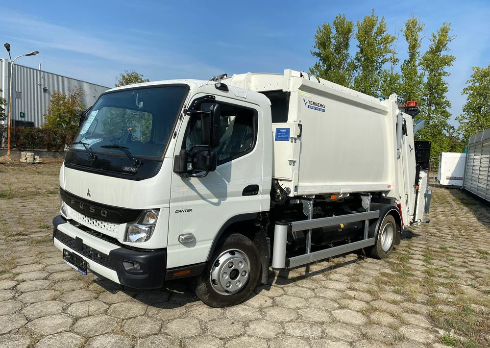FUSO Canter 9C18 Śmieciarka - شاحنة قمامة: صورة 1 FUSO Canter 9C18 Śmieciarka - شاحنة قمامة: صورة 1
