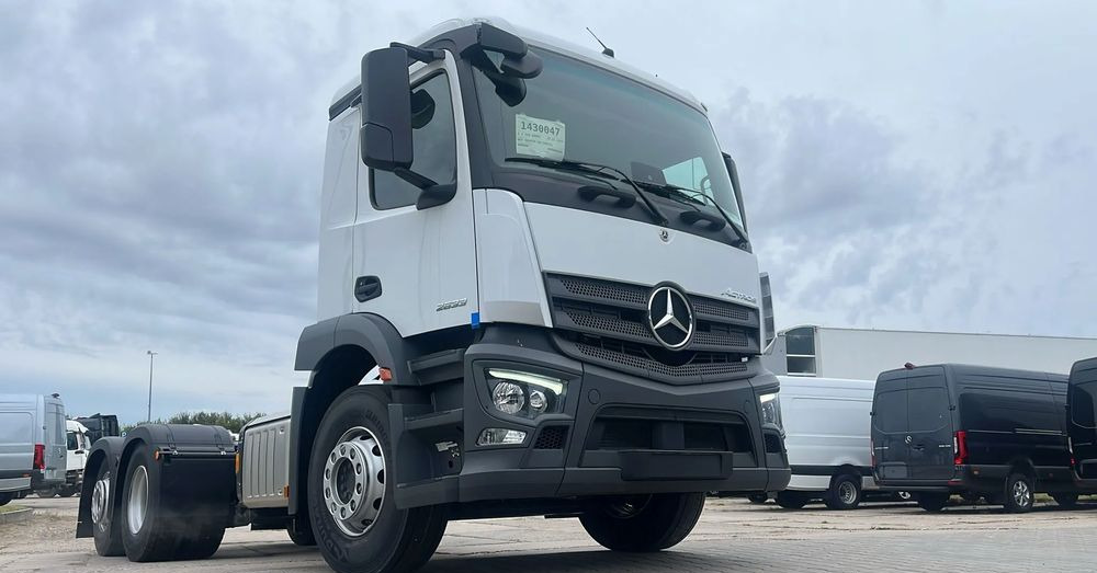 Mercedes-Benz Actros 2633 L Podwozie - شاحنة بهيكل معدني للمقصورة: صورة 1 Mercedes-Benz Actros 2633 L Podwozie - شاحنة بهيكل معدني للمقصورة: صورة 1