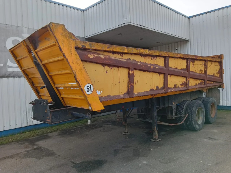 Fruehauf 2 Axle Steel Tipper, 8 tyres , Spring Suspension , Drum Brakes - نصف مقطورة قلابة: صورة 1 Fruehauf 2 Axle Steel Tipper, 8 tyres , Spring Suspension , Drum Brakes - نصف مقطورة قلابة: صورة 1
