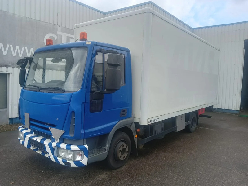 Iveco EuroCargo 180 Eurocargo 75E180 , Spring Suspension , Closed box , Tailgate - شاحنة صندوقية: صورة 1 Iveco EuroCargo 180 Eurocargo 75E180 , Spring Suspension , Closed box , Tailgate - شاحنة صندوقية: صورة 1