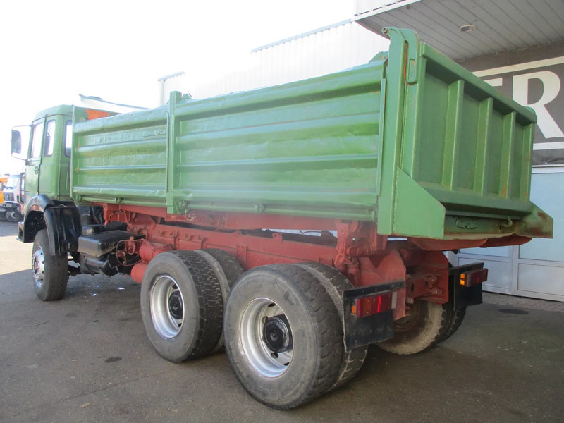 Iveco Magirus Deutz , 320 M 26 FK , V8 , ZF Manual , 3Way tipper , Spring suspension , Drum brakes - شاحنة قلاب: صورة 5 Iveco Magirus Deutz , 320 M 26 FK , V8 , ZF Manual , 3Way tipper , Spring suspension , Drum brakes - شاحنة قلاب: صورة 5