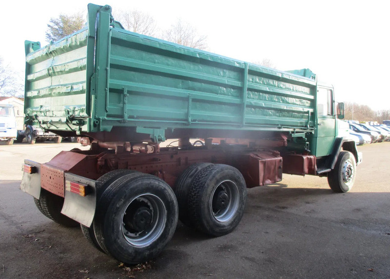 Iveco Magirus deutz 260-26, 6x4 , 6 Cylinder water cooled , 3 way tipper , Spring suspension - شاحنة قلاب: صورة 3 Iveco Magirus deutz 260-26, 6x4 , 6 Cylinder water cooled , 3 way tipper , Spring suspension - شاحنة قلاب: صورة 3