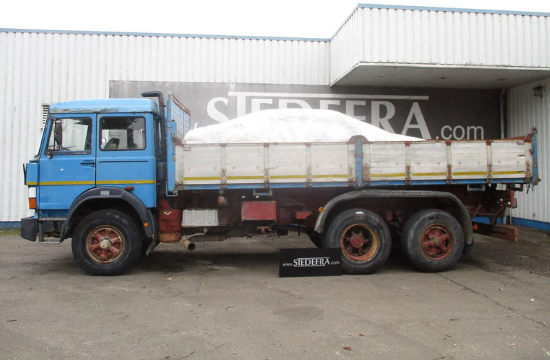 Iveco Turbostar 190-30 , Manual , V8 , 3 way tipper , Spring suspension , 6x2 - شاحنة قلاب: صورة 2 Iveco Turbostar 190-30 , Manual , V8 , 3 way tipper , Spring suspension , 6x2 - شاحنة قلاب: صورة 2