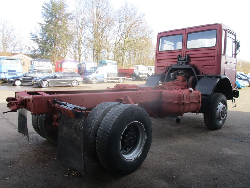 MAN 16.220 , 4x4 , Manual Eaton , Spring suspension - شاحنة بهيكل معدني للمقصورة: صورة 3 MAN 16.220 , 4x4 , Manual Eaton , Spring suspension - شاحنة بهيكل معدني للمقصورة: صورة 3