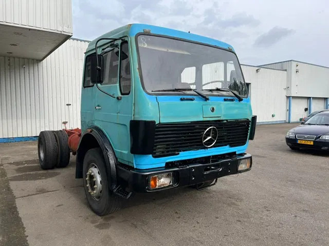 Mercedes-Benz 1632 , V10 , ZF Manual , Spring suspension - شاحنة بهيكل معدني للمقصورة: صورة 4 Mercedes-Benz 1632 , V10 , ZF Manual , Spring suspension - شاحنة بهيكل معدني للمقصورة: صورة 4
