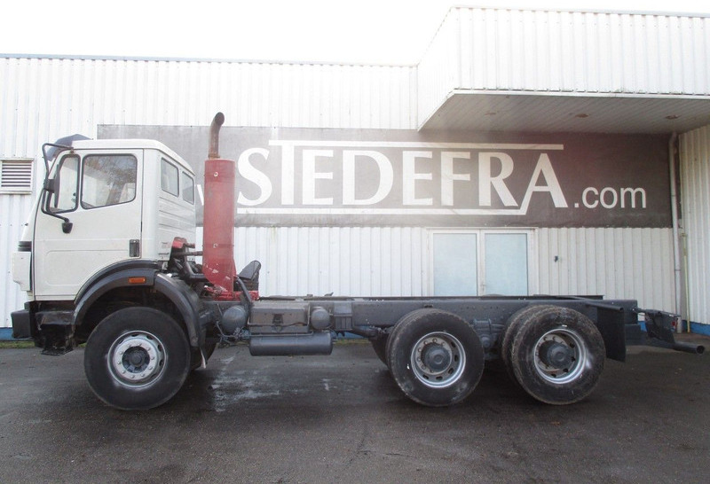Mercedes-Benz 2538 , V8 , Manual , 6x4 , Spring suspension , Euro 2 - شاحنة بهيكل معدني للمقصورة: صورة 2 Mercedes-Benz 2538 , V8 , Manual , 6x4 , Spring suspension , Euro 2 - شاحنة بهيكل معدني للمقصورة: صورة 2