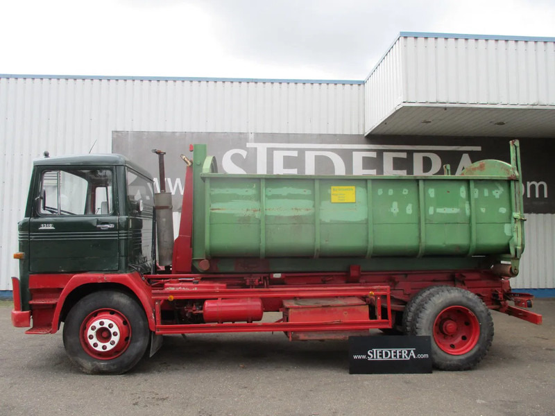 Mercedes-Benz LP 1319 , Oldtimer - شاحنة برافعة خطافية: صورة 2 Mercedes-Benz LP 1319 , Oldtimer - شاحنة برافعة خطافية: صورة 2