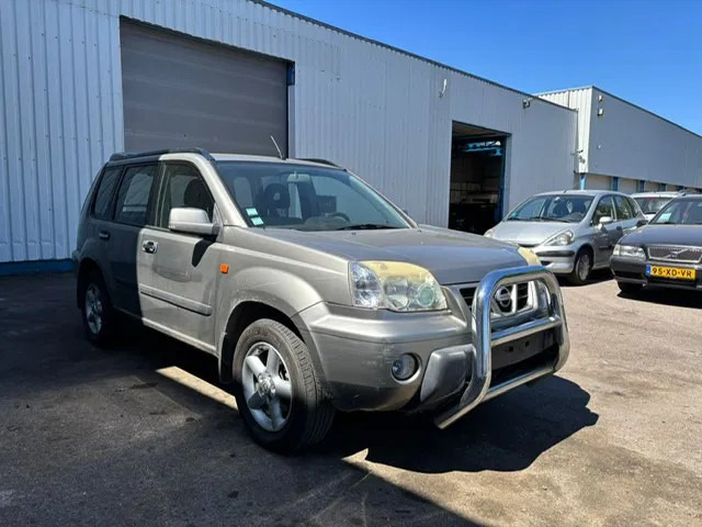 Nissan X-Trail 2.2 DCi , 4x4 , Airco , Export - سيارة: صورة 4 Nissan X-Trail 2.2 DCi , 4x4 , Airco , Export - سيارة: صورة 4