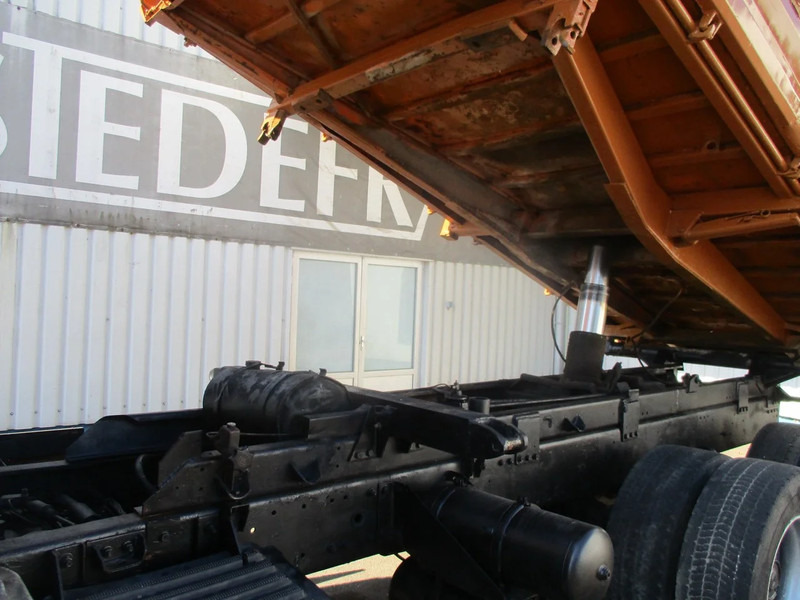 شاحنة قلاب Renault Magnum AE 385 TI , 6x4, 3 Way Tipper ,Manual , Airco ,Spring suspension: صورة 9