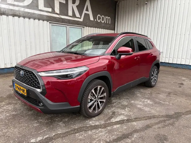 Toyota Corolla Cross Hybrid 140 Dynamic - سيارة دفع رباعي: صورة 1 Toyota Corolla Cross Hybrid 140 Dynamic - سيارة دفع رباعي: صورة 1