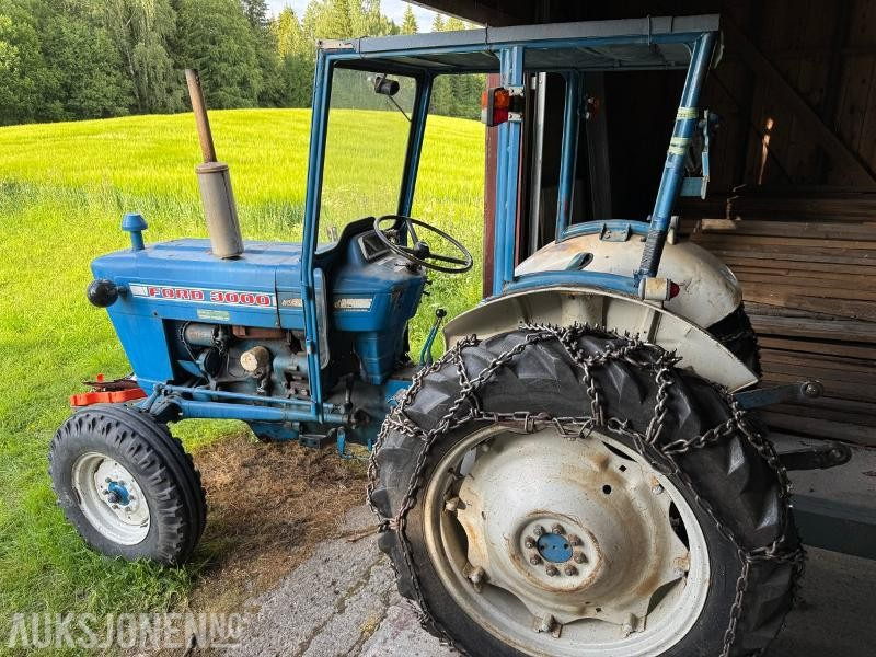 1970 Ford 3000 traktor GODT EKSEMPLAR MED LITE TIMER - جرار: صورة 3 1970 Ford 3000 traktor GODT EKSEMPLAR MED LITE TIMER - جرار: صورة 3