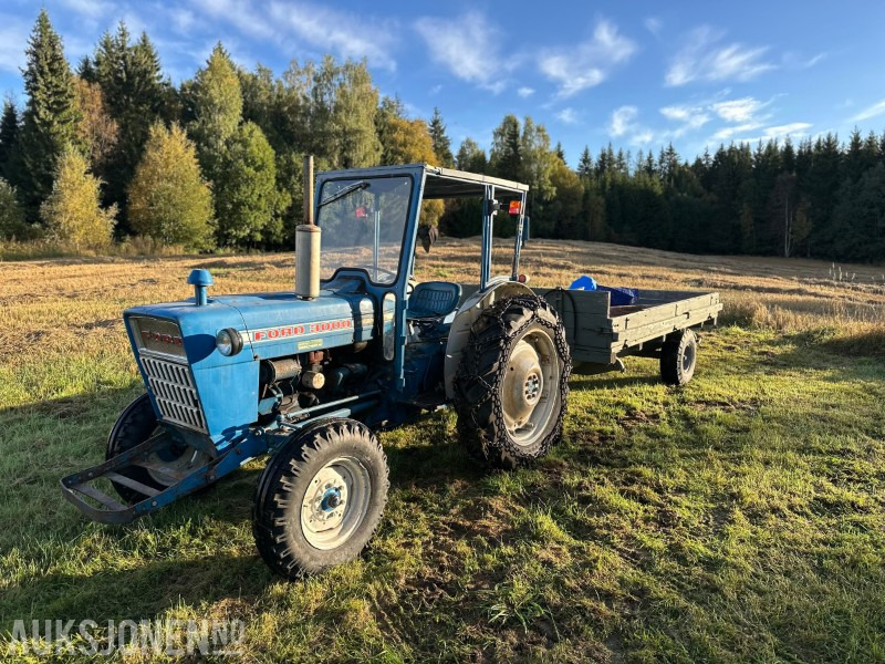 1970 Ford 3000 traktor GODT EKSEMPLAR MED LITE TIMER - جرار: صورة 1 1970 Ford 3000 traktor GODT EKSEMPLAR MED LITE TIMER - جرار: صورة 1