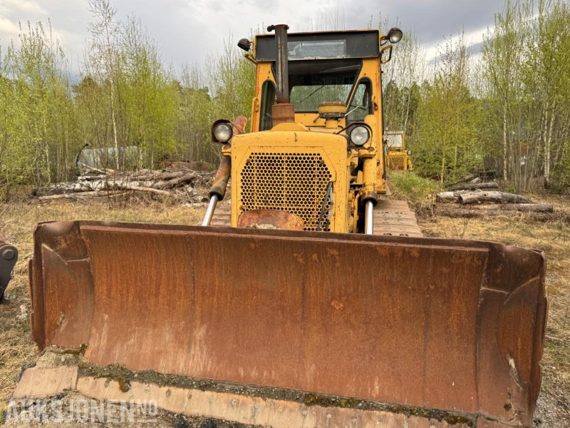 1979 Cat D6D bulldoser - معدات الانشاءات: صورة 2 1979 Cat D6D bulldoser - معدات الانشاءات: صورة 2