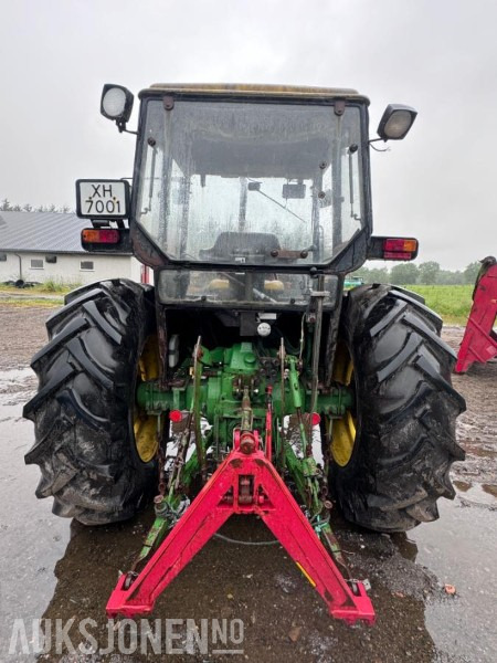 1988 John Deere 1950 POWER SYNCHRON med toppstag og triangelfeste - جرار: صورة 5 1988 John Deere 1950 POWER SYNCHRON med toppstag og triangelfeste - جرار: صورة 5