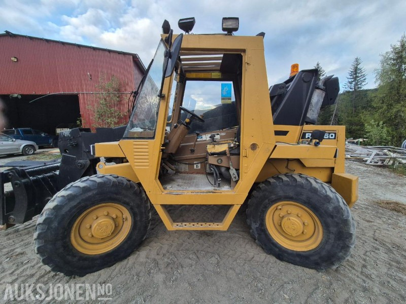 1991 Cat RTC60 teleskoptruck, 4WD, skuffe / personkorg - آلة رفع ونقل تلسكوبية: صورة 5 1991 Cat RTC60 teleskoptruck, 4WD, skuffe / personkorg - آلة رفع ونقل تلسكوبية: صورة 5