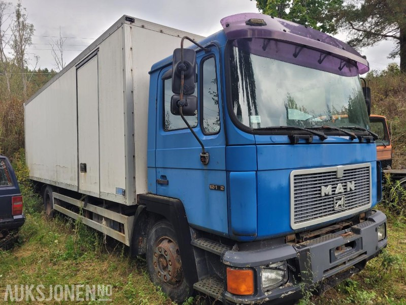 1993 MAN 13.192 FL SKAPBIL - شاحنة صندوقية: صورة 1 1993 MAN 13.192 FL SKAPBIL - شاحنة صندوقية: صورة 1