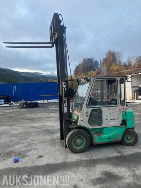 1994 Mitsubishi FD- 20/Cap, gaffeltruck - معدات المناولة: صورة 1 1994 Mitsubishi FD- 20/Cap, gaffeltruck - معدات المناولة: صورة 1