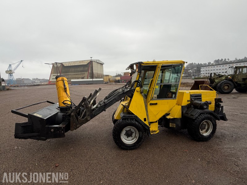 1996 Wille P504-T hjullaster - Snøfres - Universalskuffe - Sommerdekk/vinterdekk - شيول صغير: صورة 2 1996 Wille P504-T hjullaster - Snøfres - Universalskuffe - Sommerdekk/vinterdekk - شيول صغير: صورة 2