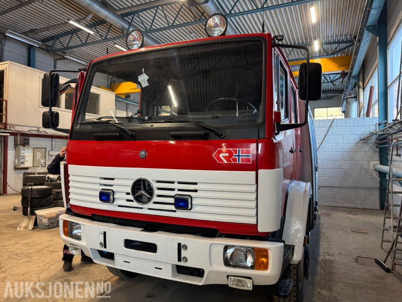 1997 Mercedes-Benz 1124 Af/36 4X4 brannbil registrert som motorredskap med kun 29540 km - شاحنة حريق: صورة 4 1997 Mercedes-Benz 1124 Af/36 4X4 brannbil registrert som motorredskap med kun 29540 km - شاحنة حريق: صورة 4