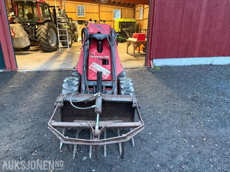 1999 Agromatic 740 Minilaster m/Silograbb/krokodille - آلات زراعية: صورة 2 1999 Agromatic 740 Minilaster m/Silograbb/krokodille - آلات زراعية: صورة 2